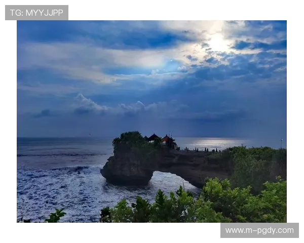 全面解析PG巴厘之旅客户端的功能亮点与使用指南，助力游客轻松规划完美巴厘岛之行